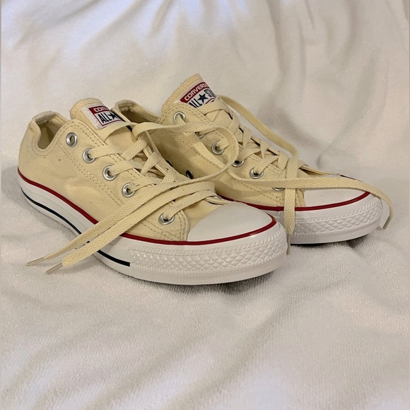 Chuck Taylor All Star Canvas Low Top - Picture 3 of 7